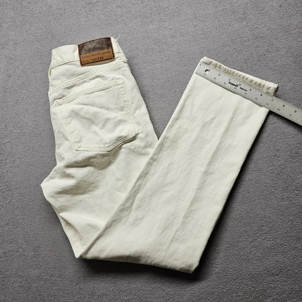 J.Crew 770 Straight Fit Jeans Mens 32x32 Cream Off White Slim Every Stitch Denim